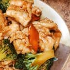 Best 芥兰鸡 Chicken w. Broccoli in McHenry, IL